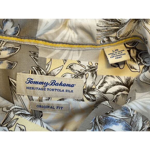 Tommy Bahama 100% Silk Hawaiian Camp Shirts Lot of Three, Red/Blue, Size L, EUC - Picture 5 of 8